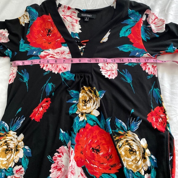 Ellen Tracy floral dress, size small, polyester/spandex blend. Great condition. - Picture 11 of 13